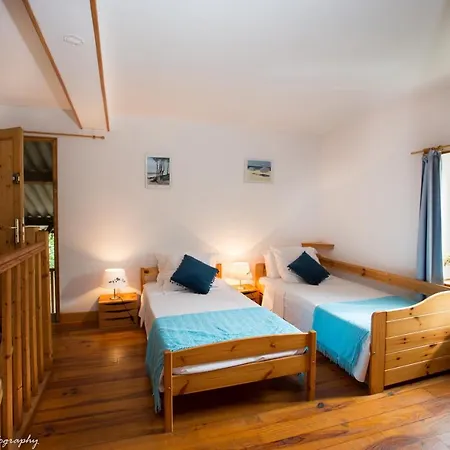 Domaine De Beaufort Гостевой дом Saint-Front-de-Pradoux